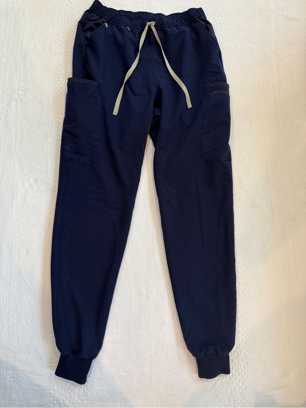 FIGS Navy Scrub Set Men’s Medium Leon Top Tansen Jogger Pants - Picture 6 of 9